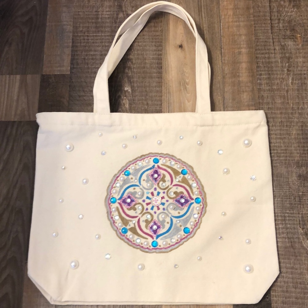 Zippered Boutique Tote